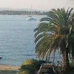 Five Shades Of Blue * Vourvourou